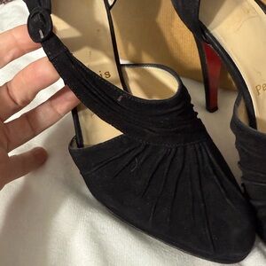 Elegant Christian Louboutin suede heels 38.5